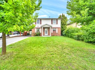 97 Crittenden Sq, Toronto, ON M1B 1V2
