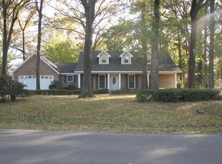 2734 Lake Silver Rd, Crestview, FL 32536