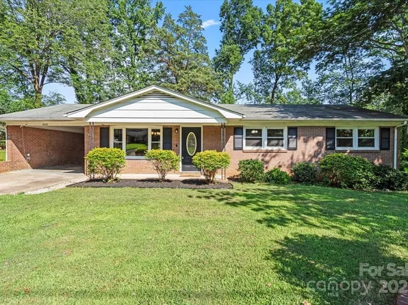 4322 Greenhaven Ln, Gastonia, NC 28056