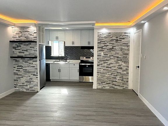 4th image of 3239 Glendora Dr Unit 8