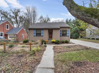 5713 Bittersweet Pl, Madison, WI 53705