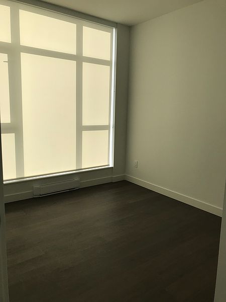 Burnaby Apartment for rent - 2 Bedrooms — photo 14
