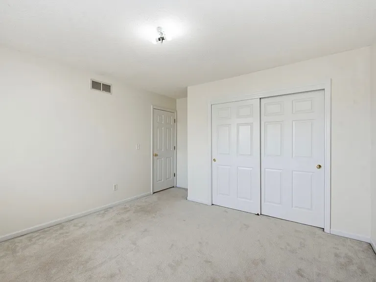7649 Tollgate Ct — Photo 26