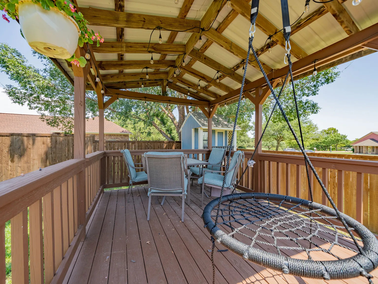 4 bed, 1850 sqft, $2,450 — Photo 4