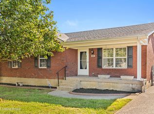 401 Drake Dr, Shepherdsville, KY 40165