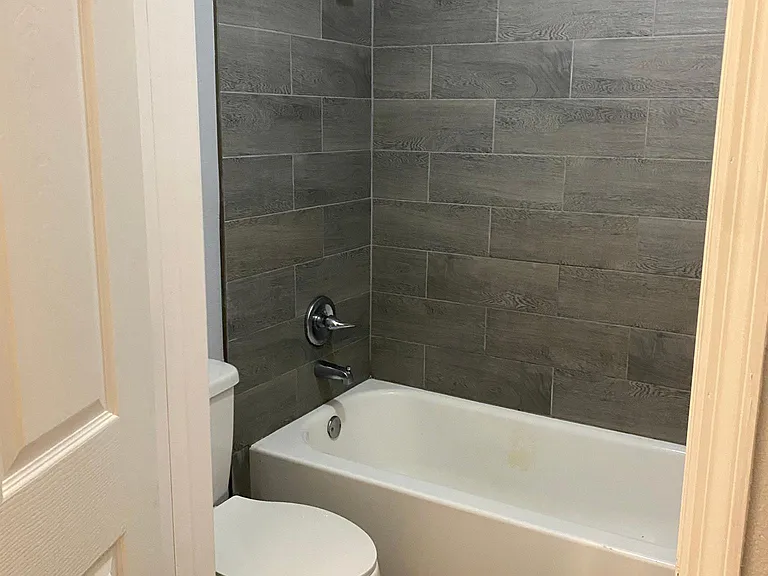 603 SW 2nd Ter — Photo 9