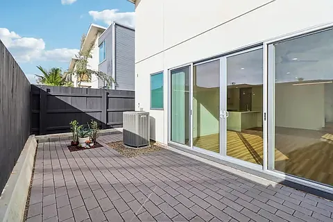 1166 Holly Ave #1 — Photo 31