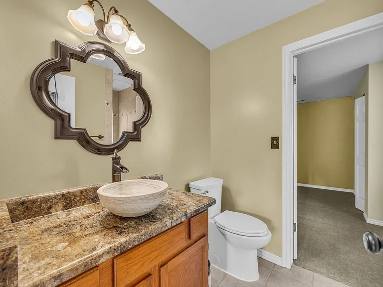 567 N Allanwood Pl — Photo 19
