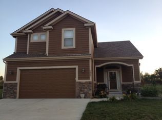 1909 Victory Ln, Kearney, MO 64060
