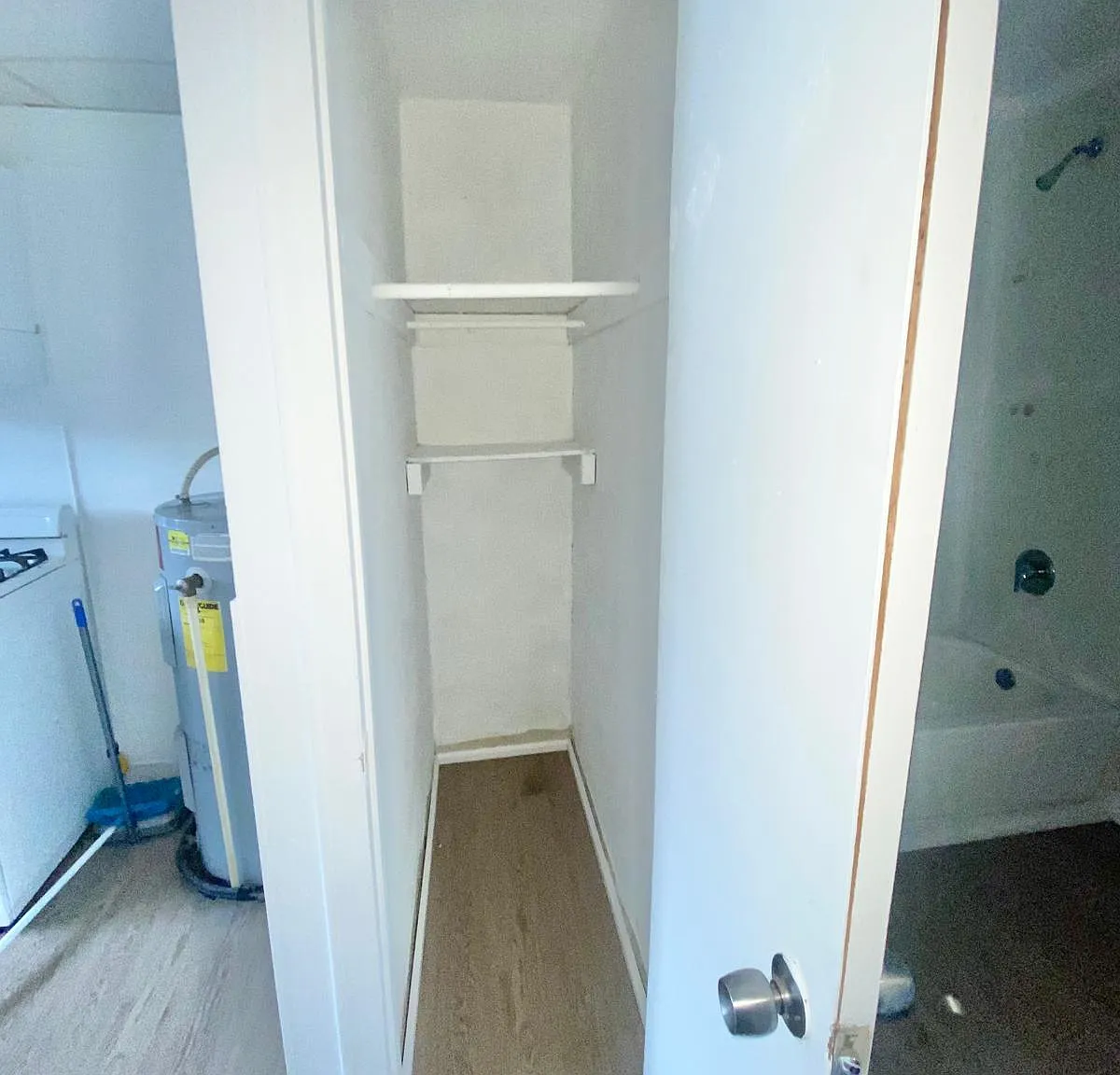 912 Park Street - 2 — Photo 2