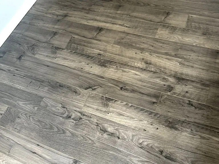 18505 Alpine Way E — Photo 2