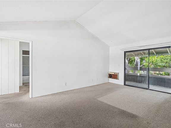5th image of 232 Springview
