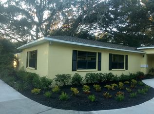 15406 Lake Magdalene Blvd, Tampa, FL 33613