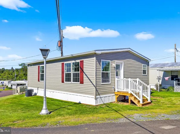 313 Bordic Rd, Reading, PA 19606