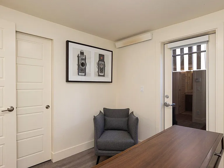 Ballard Seattle 3 Bedroom Apartment for Rent | In-Unit Laundry, Pet Friendly, Parking Available &... — Photo 6