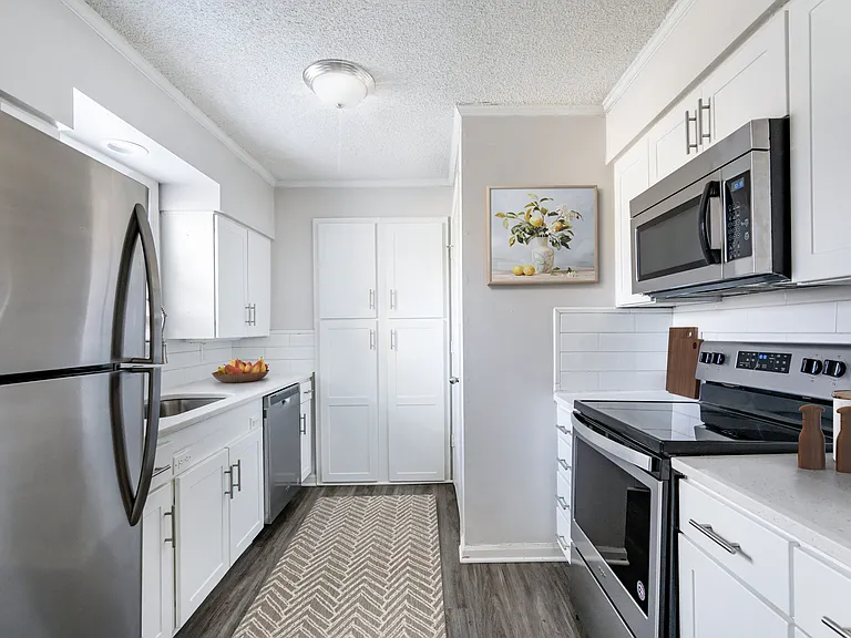 Corinth Place — Photo 7