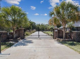 14171 Jim Byrd Rd, Biloxi, MS 39532