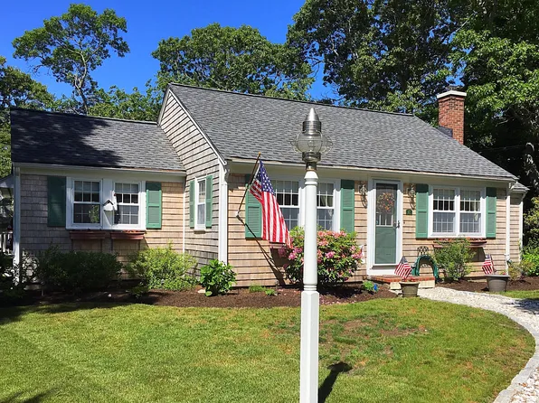 47 Nauhaught Road, South Yarmouth, MA 02664
