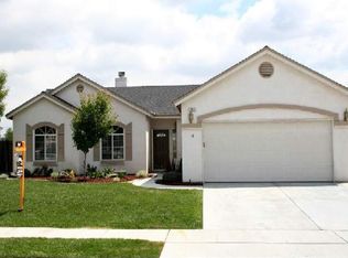 762 Holly Ave, Lemoore, CA 93245