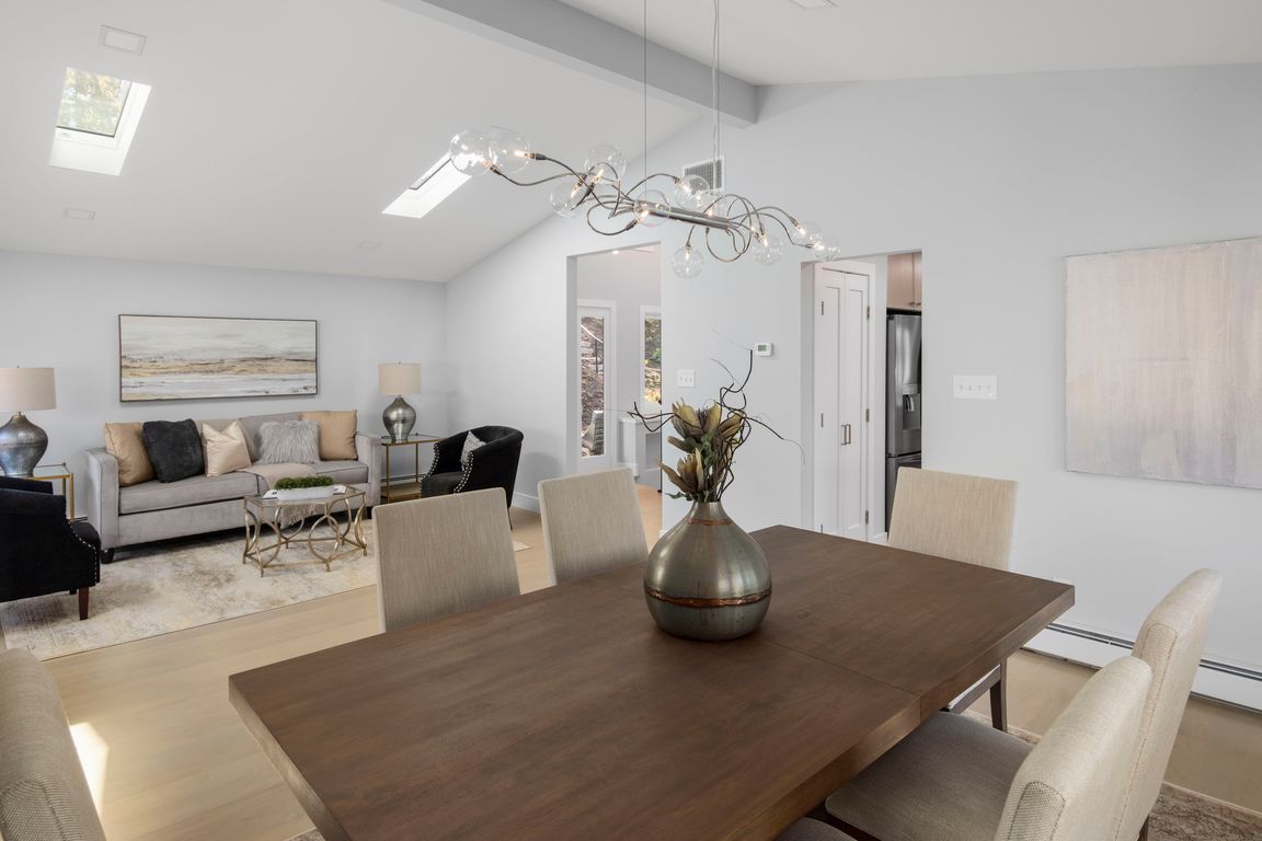 next background image