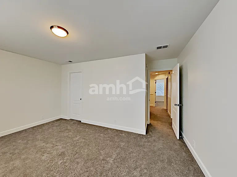 2533 Kilkenny Ct — Photo 18