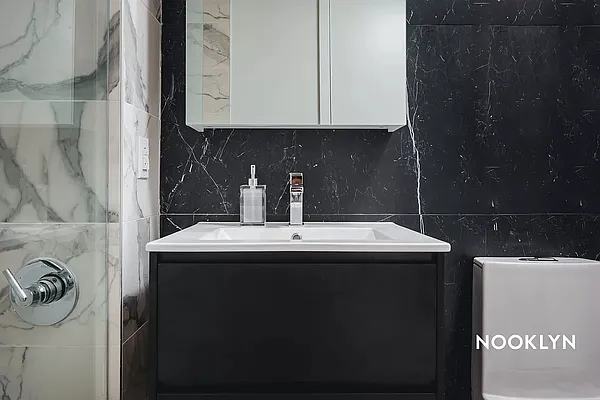 Rented by Nooklyn NYC LLC | media 73