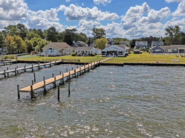 1030 Chester River Dr, Grasonville, MD 21638