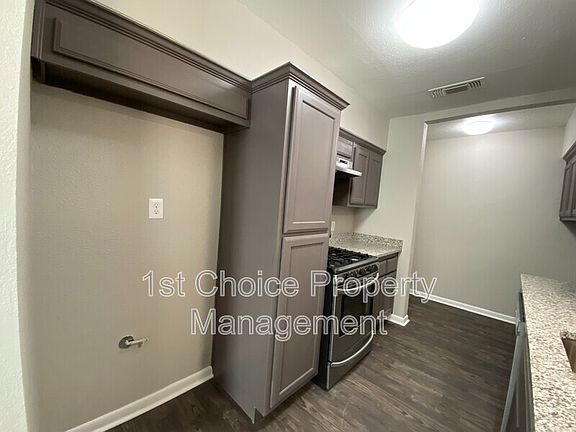 4th image of 5104 Susan Lee Ln