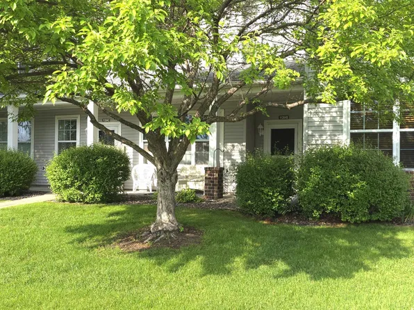 11304 Aberdeen Cir NE Unit B, Blaine, MN 55449