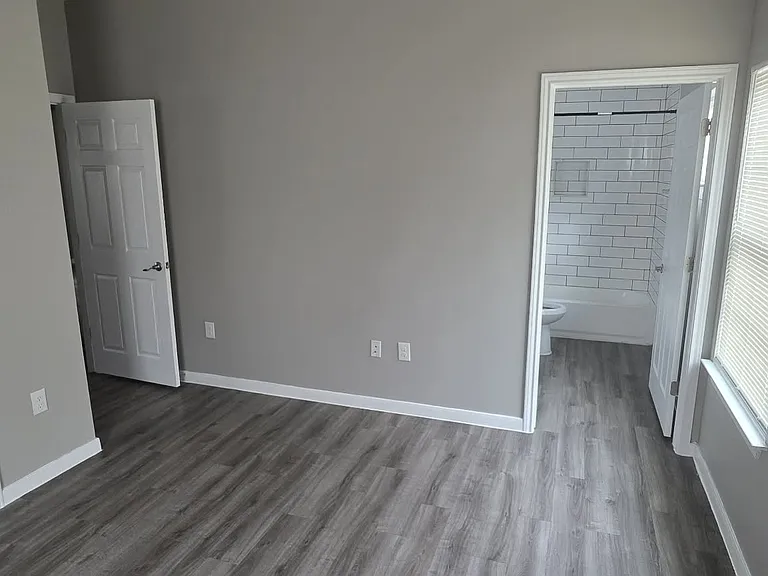 614 Chihuahua St — Photo 11