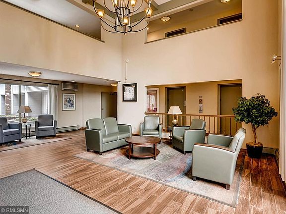 2nd image of 1601 N Innsbruck Dr APT 332