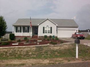 56 Sandy Bluff Ct, Sanford, NC 27332