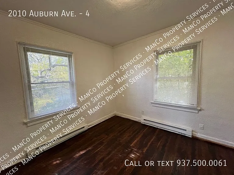 2010 Auburn Ave #4 — Photo 2