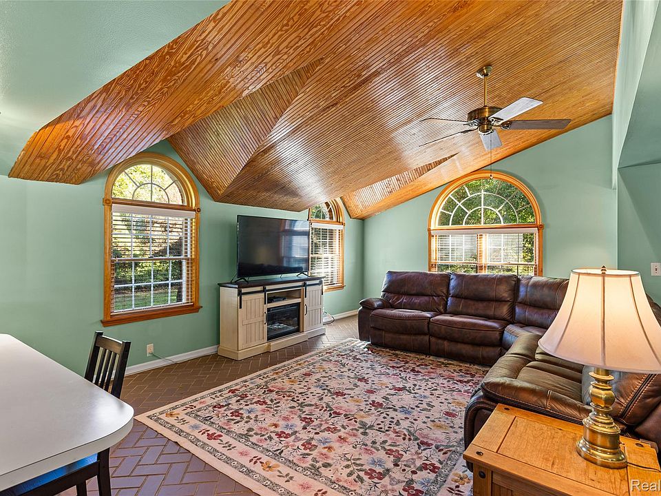 32350 Craftsbury Ct, photo 13