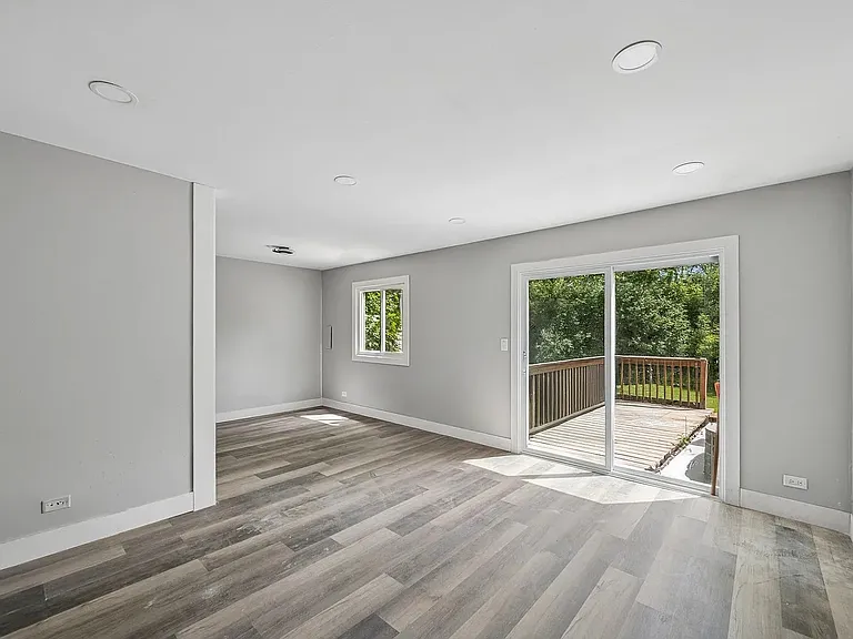 1130 Sandpiper Ct #1130 — Photo 2