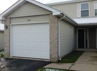 372 Amphitheater Dr, Rockford, IL 61107