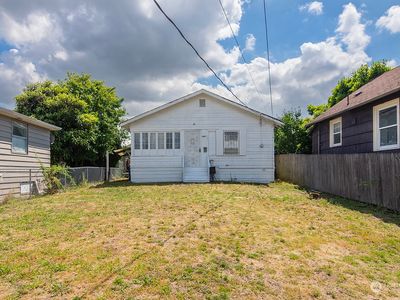 1807 S Stevens Street, Seattle, WA, 98144