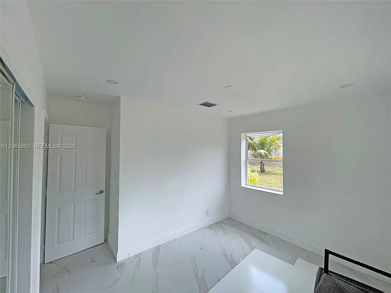 1606 NW 12th Ave — Photo 46