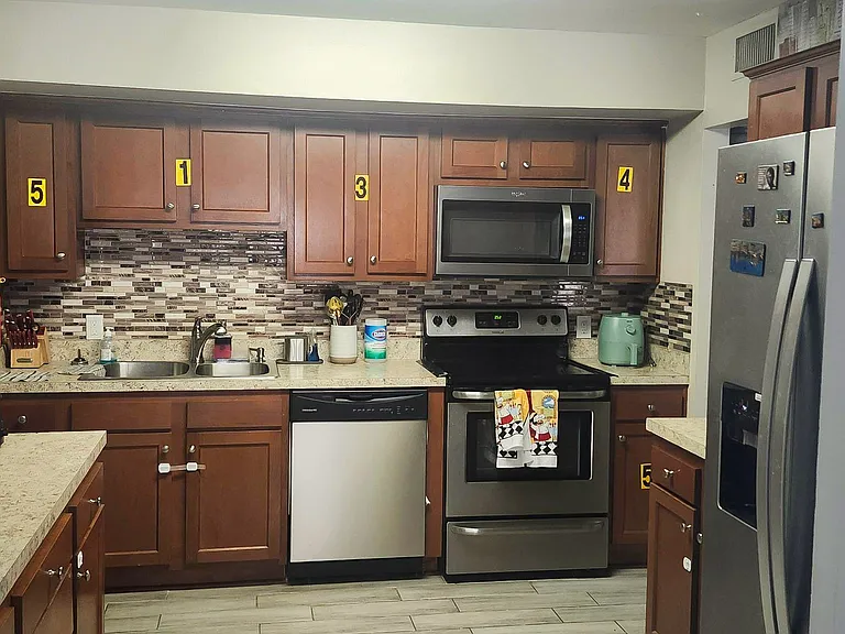 Cabinet Spaces with Labels