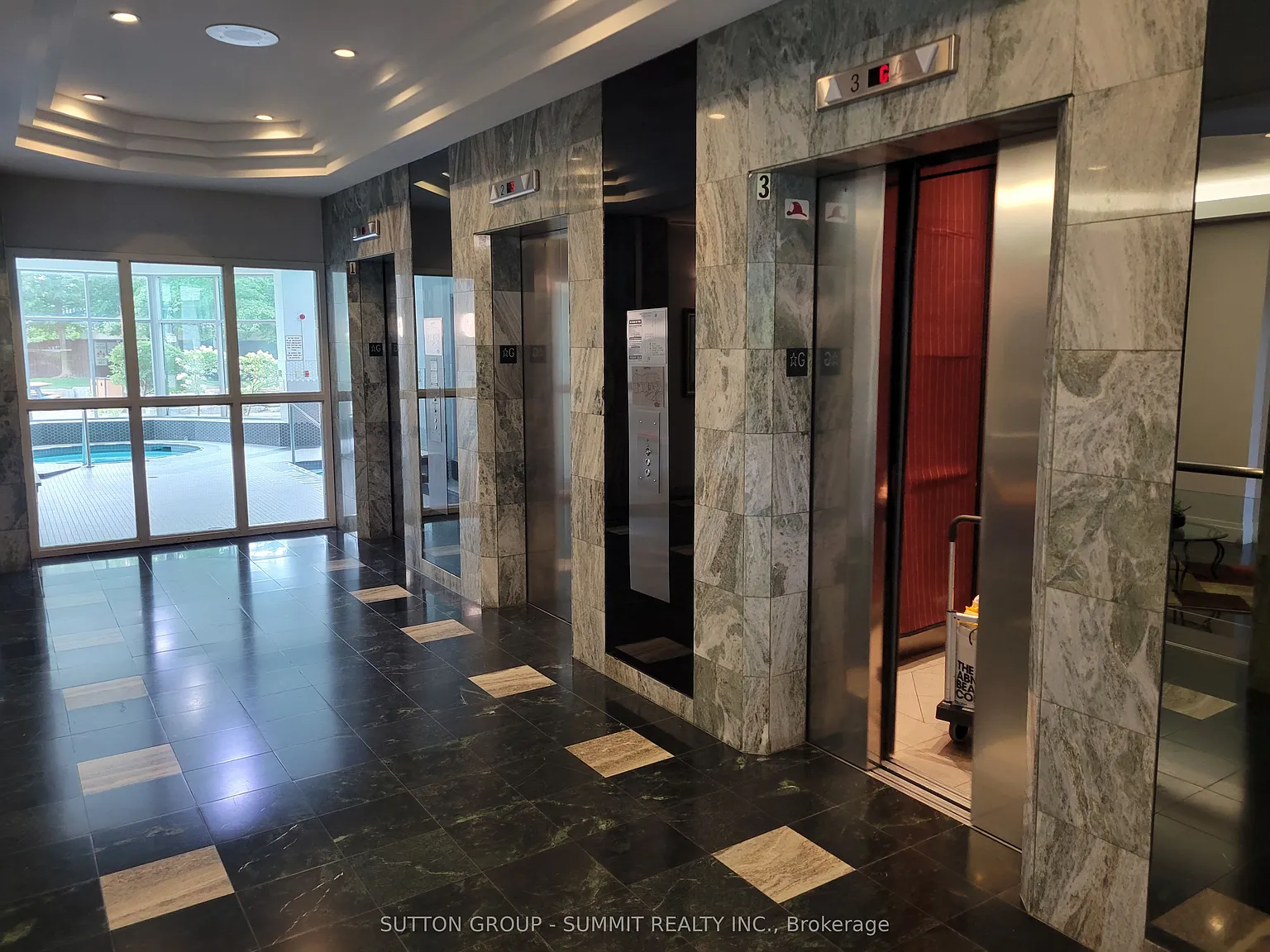 3 bed, $3,000 — Photo 4