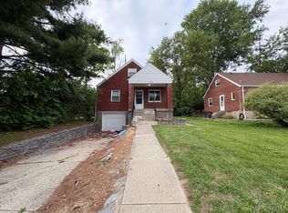 1398 Adams Rd, Cincinnati, OH 45231