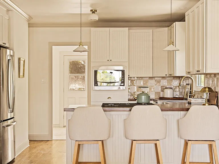 365 W Sierra Madre Blvd — Photo 14