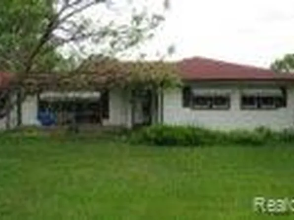 4621 S Martin Luther King Jr Blvd, Lansing, MI 48910