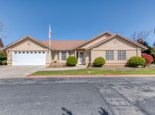 7155 N Whitney Ave, Fresno, CA