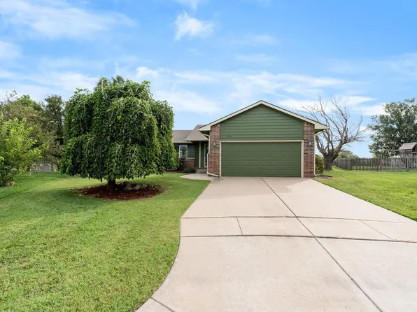 1241 N Seasons Ct, Goddard, KS 67052