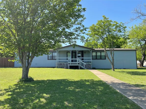 301 Sheri Ln, Roanoke, TX 76262