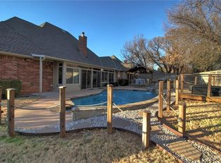 212 Hamptonridge Rd, Edmond, OK 73034