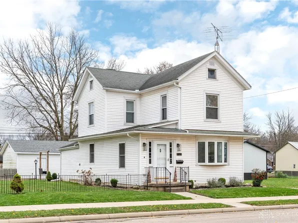 109 S Main St, West Alexandria, OH 45381
