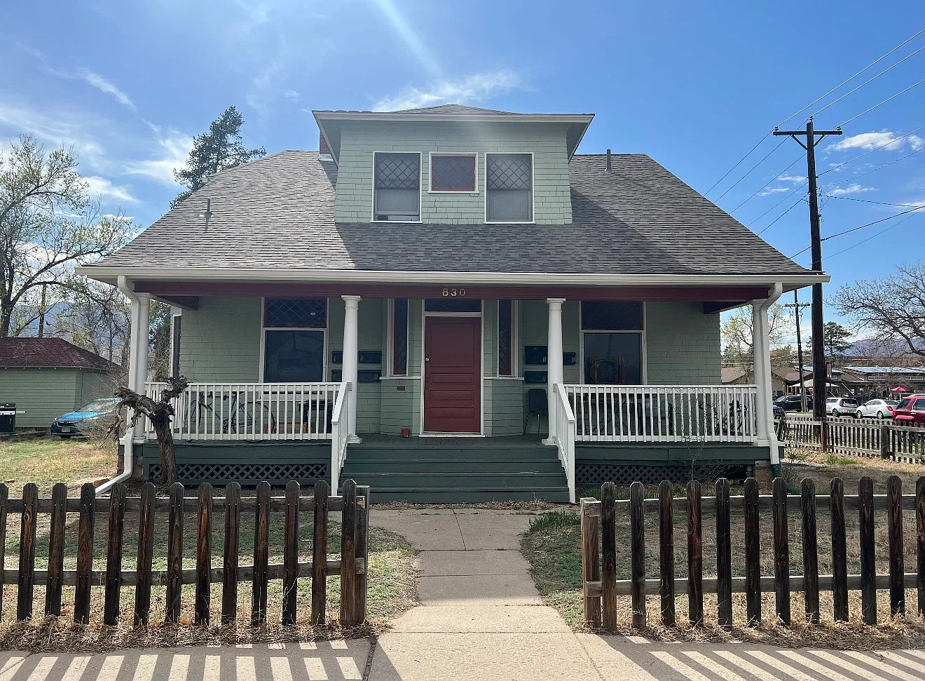 3 bed, $1,695 — Photo 1