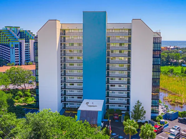 311 69th Ave. N #302, Myrtle Beach, SC 29572